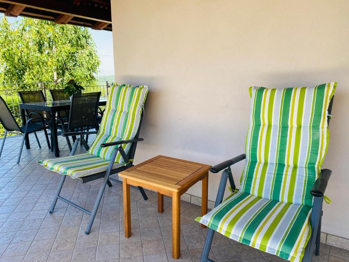La Rosa Gialla Bio Apartments & Rooms Barolo Ngoại thất bức ảnh