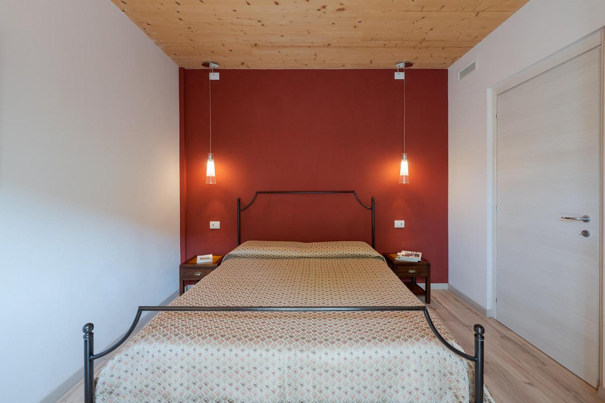 La Rosa Gialla Bio Apartments & Rooms Barolo Ngoại thất bức ảnh